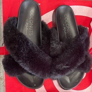 Coconuts by Matisse Plush Slide Sandals in Black and Cream